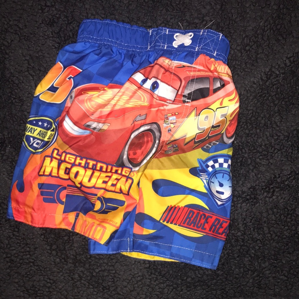 Swim trunk, barely worn, from a smoke free home